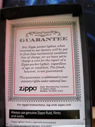 Zippo Dorado inciso e numerato