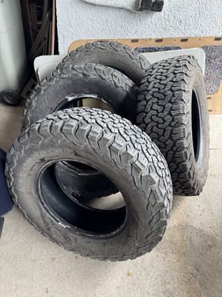 4 Neumáticos BFGoodrich All Terrain KO2 255/75R17