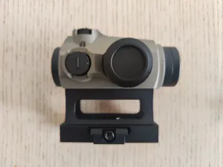 Mira Red Dot Vector Optics