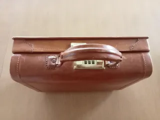 Valigetta vintage donna in cuoio marrone