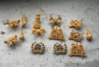 Insignias Militares Varias