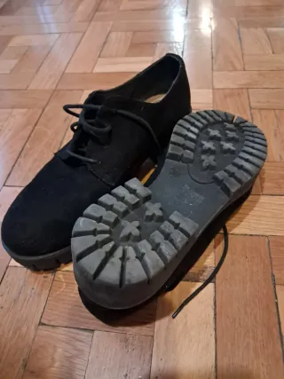 Zapatos de ante negros