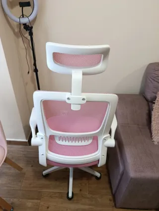Silla de escritorio ergonómica rosa y blanca