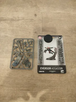 Asesino Eversor Warhammer 40k en matriz