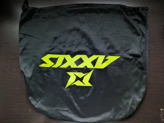 Funda Casco Moto SIXS - Logo Flúor