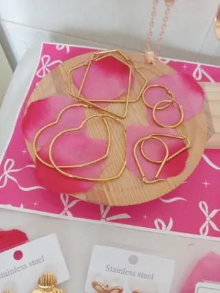 Joyería aesthetic de acero