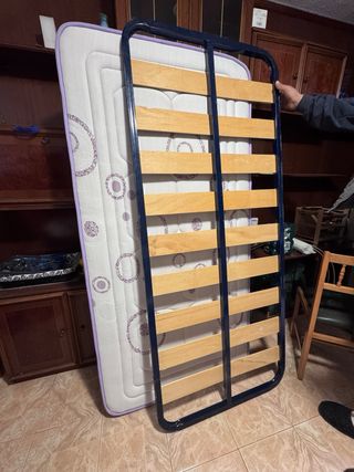 Cama completa somier y colchón casi nuevo