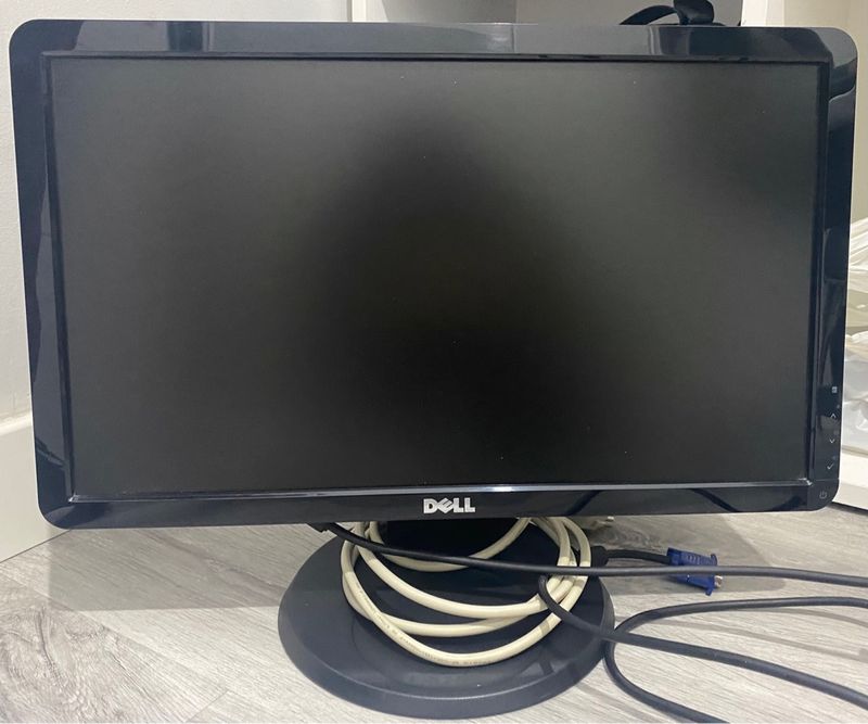 Monitor Dell Negro