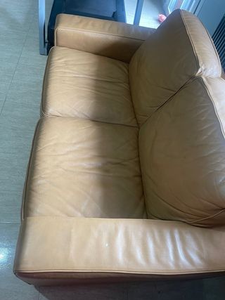 Divano in pelle marrone