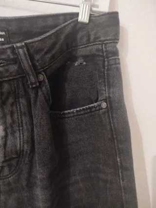 Jeans mom fit negros Stradivarius