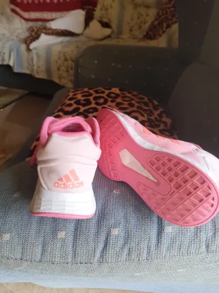 Zapatillas Adidas rosas y naranjas
