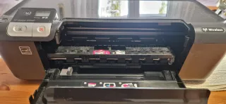 Impresora WiFi HP DeskJet D5560 – funciona bien
