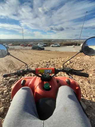 Quad Adly Z1 Rojo NO TIENE PAPELES si que funciona