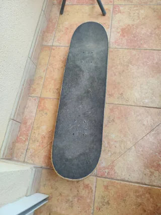 Skate Oxelo con diseño llamativo