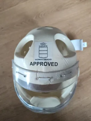 Casco Karate con Protección Facial