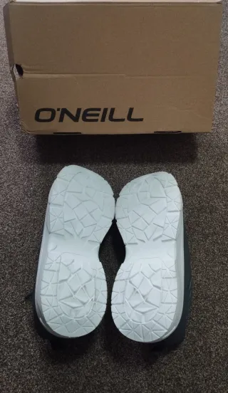 Zapatillas O'Neill grises y blancas Talla 44