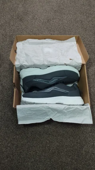 Zapatillas O'Neill grises y blancas Talla 44