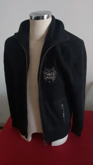 Maglione con zip e patch Nine Lives tg L