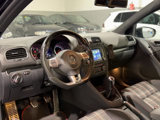 Volkswagen Golf 2.0 TSI 210cv GTI