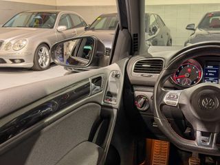 Volkswagen Golf 2.0 TSI 210cv GTI