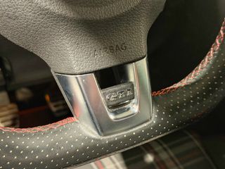 Volkswagen Golf 2.0 TSI 210cv GTI