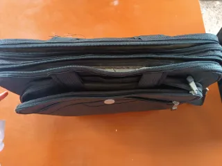 Maletín bandolera para portátil