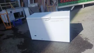 Frigoriferi espositivi refrigerati