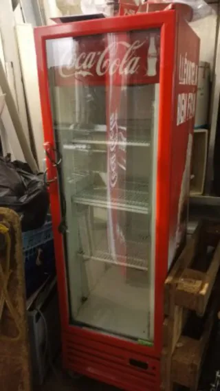 Frigoriferi espositivi refrigerati