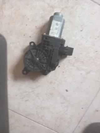 Motor elevalunas Skoda