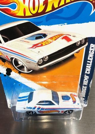 Hot Wheels 1970 Dodge Hemi Challenger