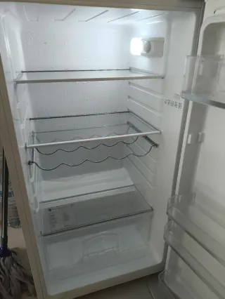 Nevera Hoover blanca