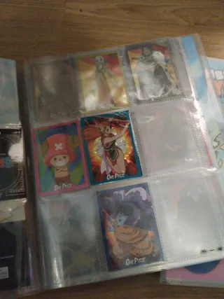 Lote 3 álbumes: One Piece, Stumble Guys, Fantasy R