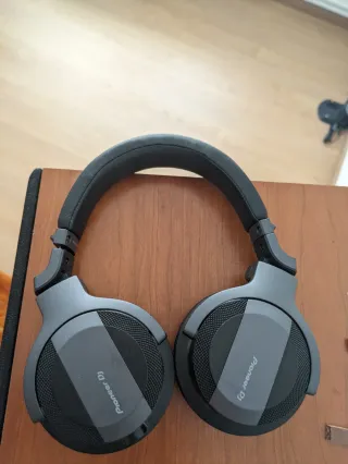 Auriculares Pioneer HDJ-cye 1 Negros.