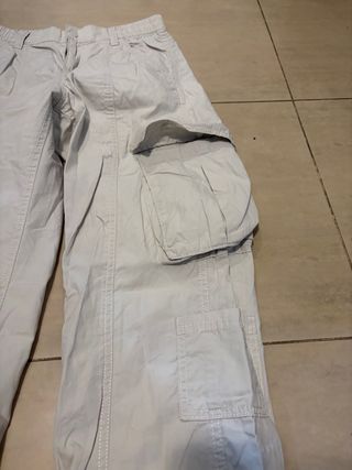 Pantalones cargo beige