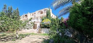 Chalet en venta en Puerto de Mazarrón en Mazarrón