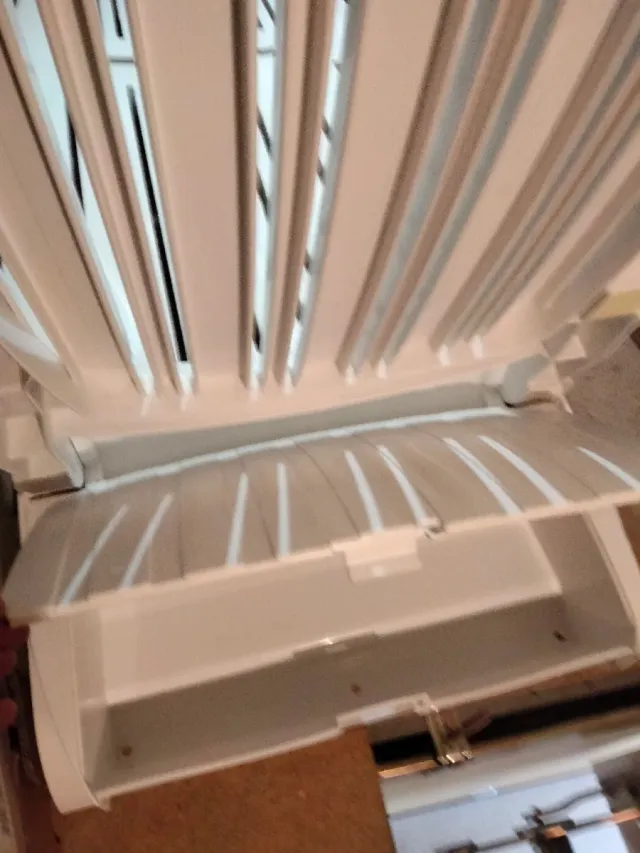 2 Tumbonas plástico con cajón, ruedas y colchoneta