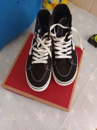 Botas Vans Plataforma Negras Blancas Nuevas