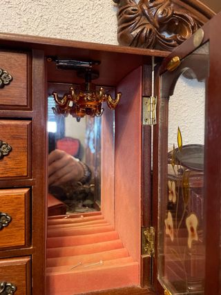 Joyero de madera tipo cómoda