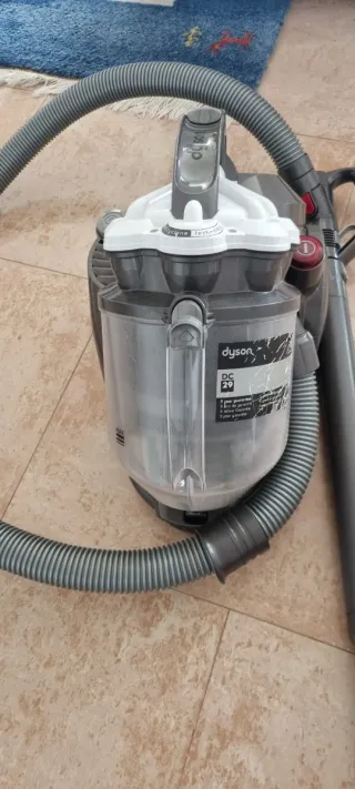 Aspiradora Dyson en perfecto estado
