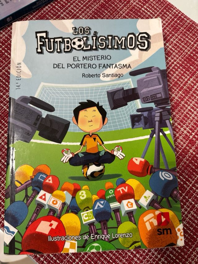 4 libros de lectura infantiles en perfecto estado