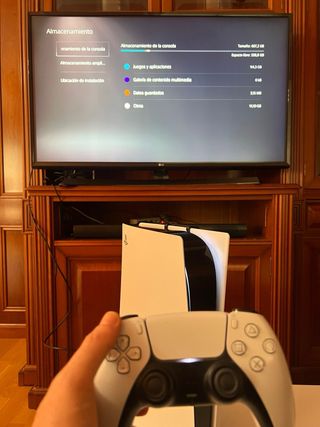 PS5 con lector + mando DualSense + juegos PERFECTA