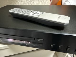 Reproductor CD/USB Yamaha CD-S300 Negro