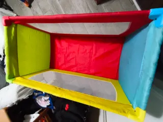 Parque cuna de viaje infantil