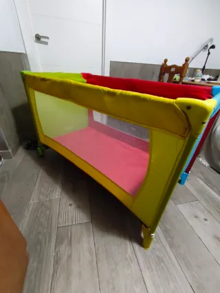 Parque cuna de viaje infantil