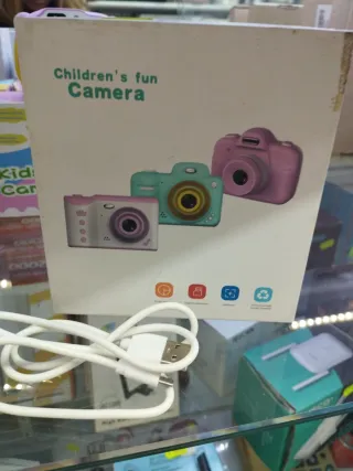 Cámara de fotos infantil , individual precio 3€