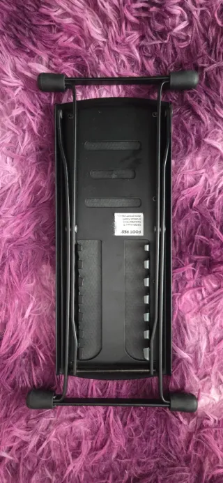 Reposapiés para guitarra negro