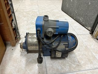 Motor Bomba de Agua Azul