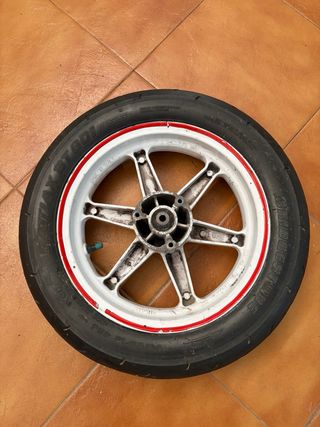Rueda Bridgestone Battlax BT601SS Jog RR,