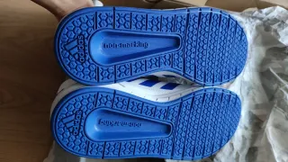 Zapatillas deportivas Adidas nuevas T.37 playeros