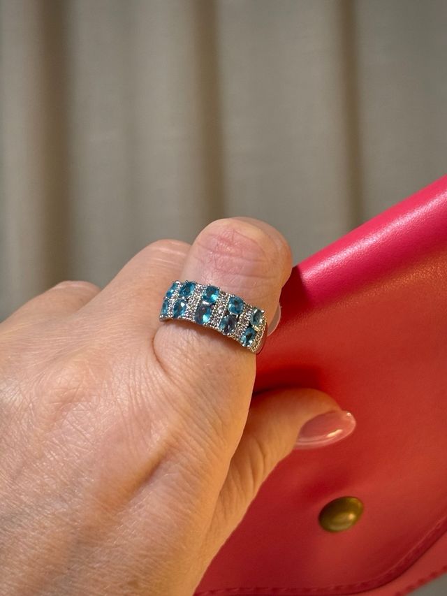 Anillo ajustable piedras azules y circonitas